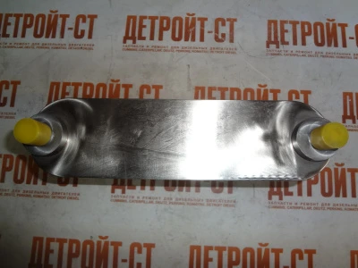 Масляный радиатор Cummins KTA-19, KTTA-19, KTA-38, KTA-50 4916621 фото запчасти
