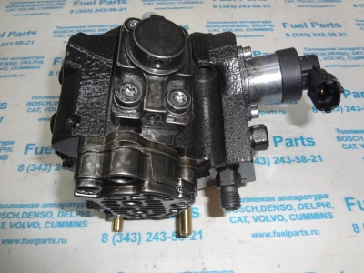 Топливный насос Cummins 4990601 фото запчасти