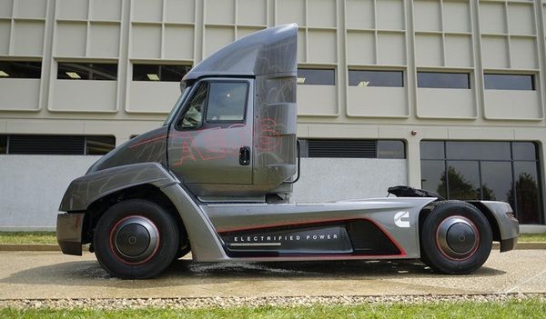 Компания Cummins завоевывает новый рынок: тягачи на электротяге