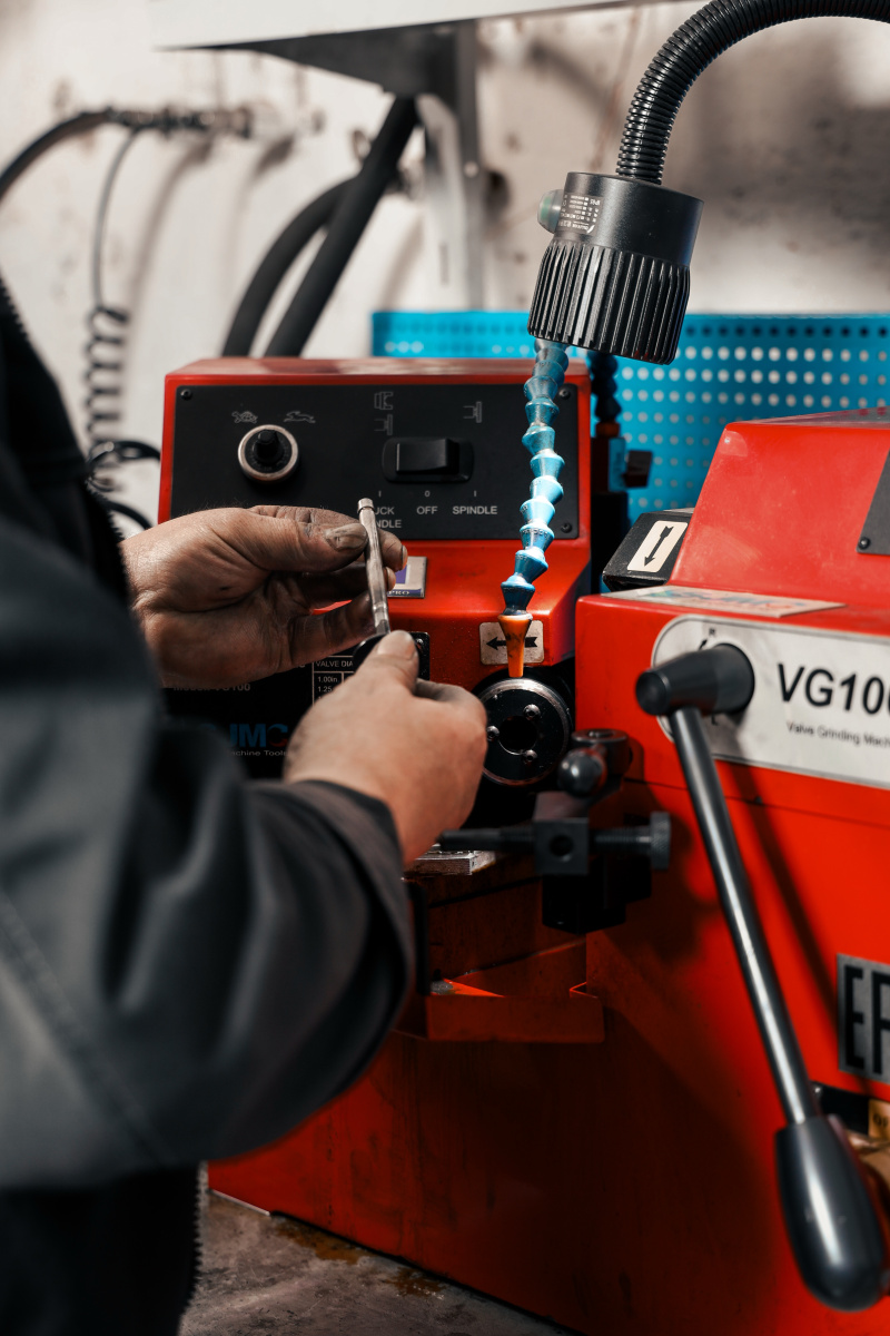 Станок для шлифовки фаски клапана SJMC VG100
