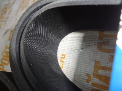 Ремень 981633 (1011690SX, 21479125, 20430387, 981390, 10PK1686, 10PK1683, 10PK1691) фото запчасти