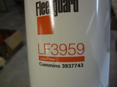 Фильтр масляный Cummins B5,9 3937743 (3937145, 3937212, 3932217, 3908615, 3903264) фото запчасти
