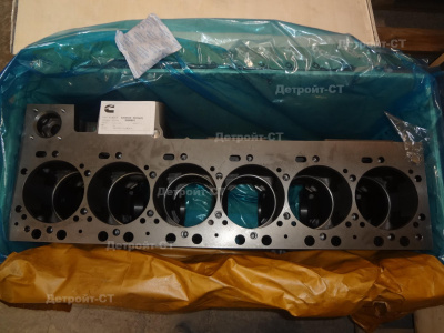 Блок цилиндров Cummins 5293403 (5260558, 4946152, 5260557, 5271268) фото запчасти