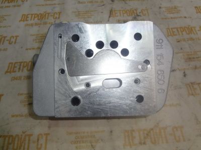 Головка компрессора Cummins 4089208 (3800822) фото запчасти