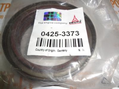 Сальник коленвала передний Deutz 04253373 (0425-3373, 4253373, 81-10423-00, 7421486081, 01027762B, 21306362, 7421306362, 20412568, 81-35999-00, 084.920, 96681, 04907772, 4907772, 0490-7772) фото запчасти