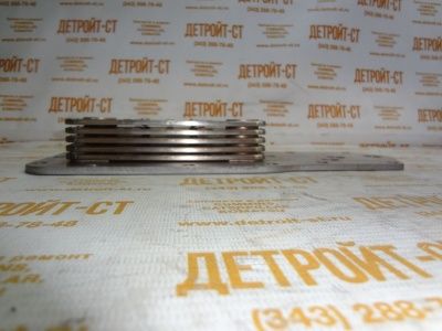 Маслоохладитель Cummins B5,9 3921557 (3957543, 3918292, 3904320) фото запчасти