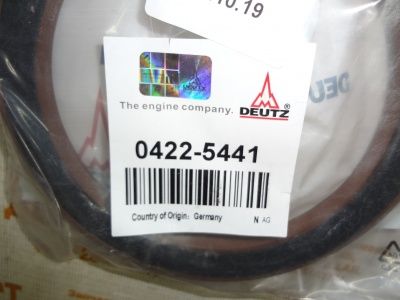 Сальник коленвала 115x142x15.5 Deutz BF8M1015 04225441 (4225441, 0422-5441, 084.330, 81-36757-00) фото запчасти