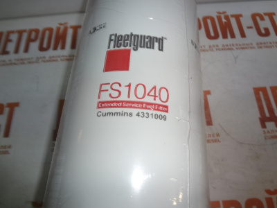 Топливный фильтр-сепаратор Fleetguard FS1040 (4988297, P551040, 33904, WK1080/7, BF1348) фото запчасти