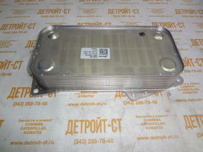 Масляный радиатор 04915765 фото запчасти