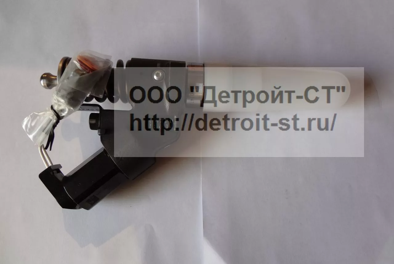 Форсунка Cummins 4903472 фото запчасти