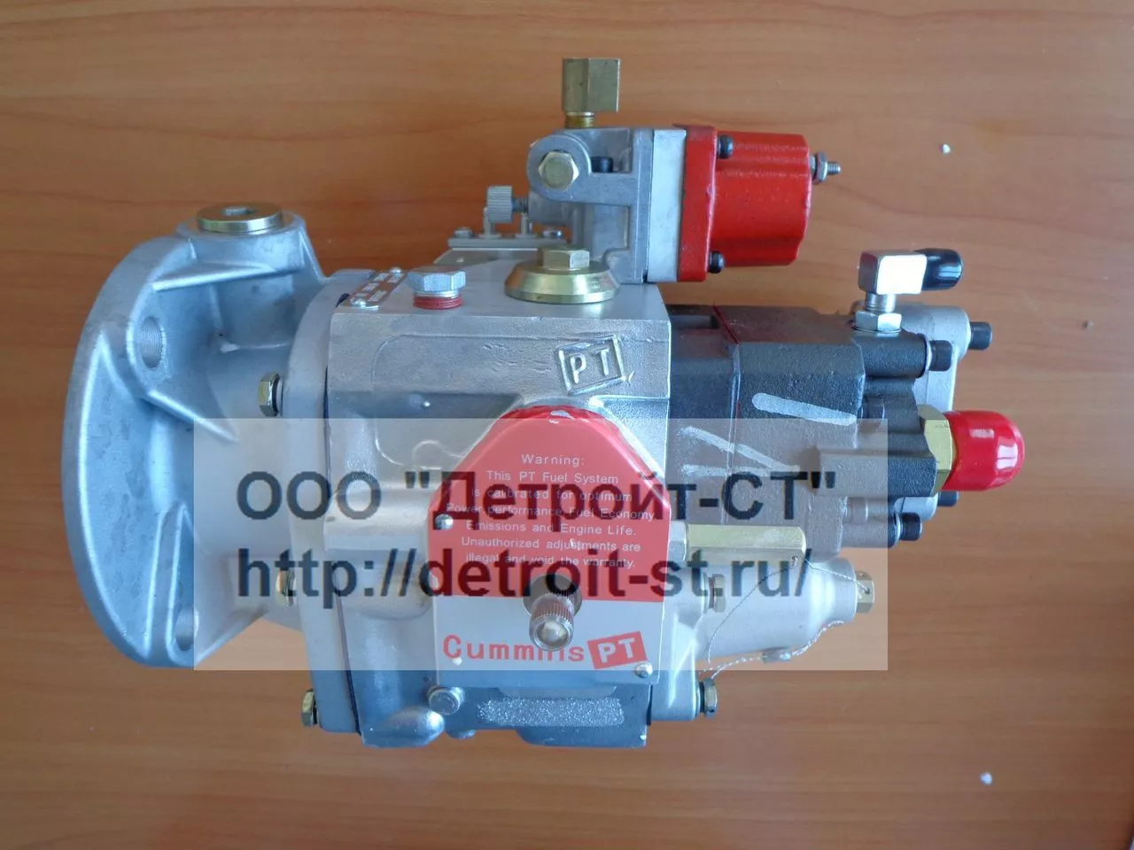 Насос топливный Cummins M-11 3347539 фото запчасти