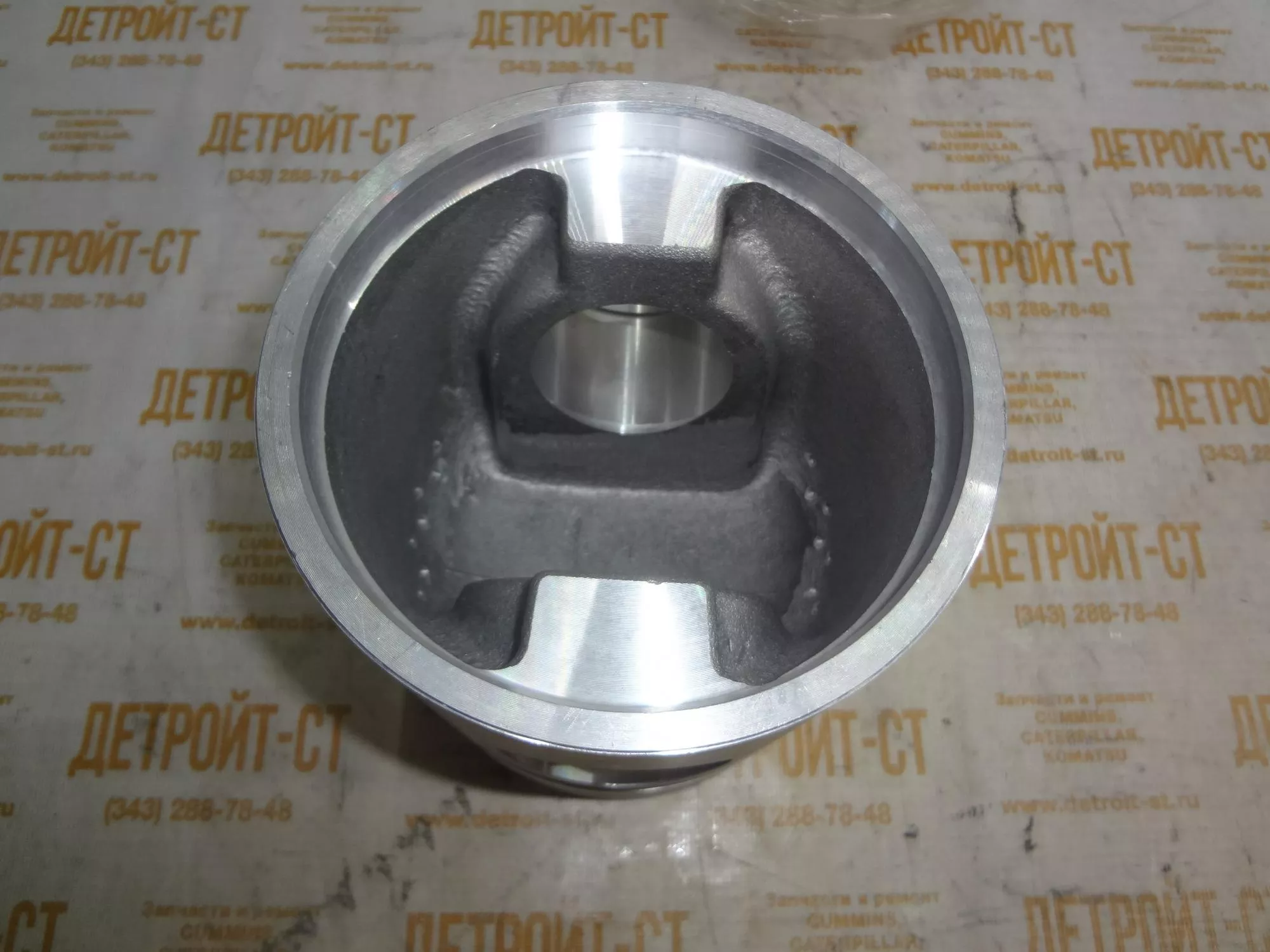 Поршень Cummins 3051555 (3804414, 3095739, 215420, 147540, 133330) фото запчасти